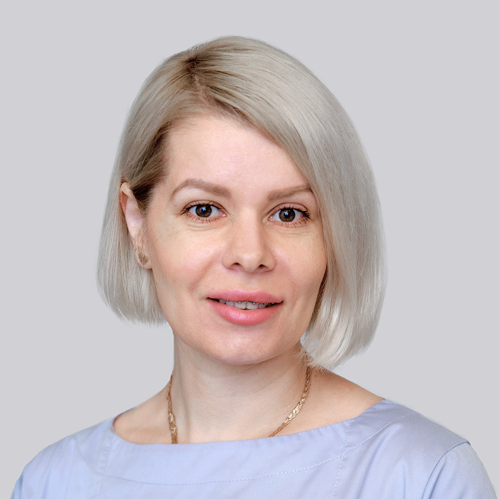 Стоматолог-терапевт, медицинский директор по контролю качества, кандидат медицинских наук